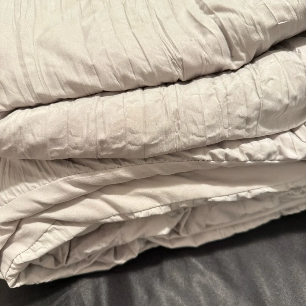 Room‎ Essentials Elegant Bedding Cover comforter Duvet 95x62'inch